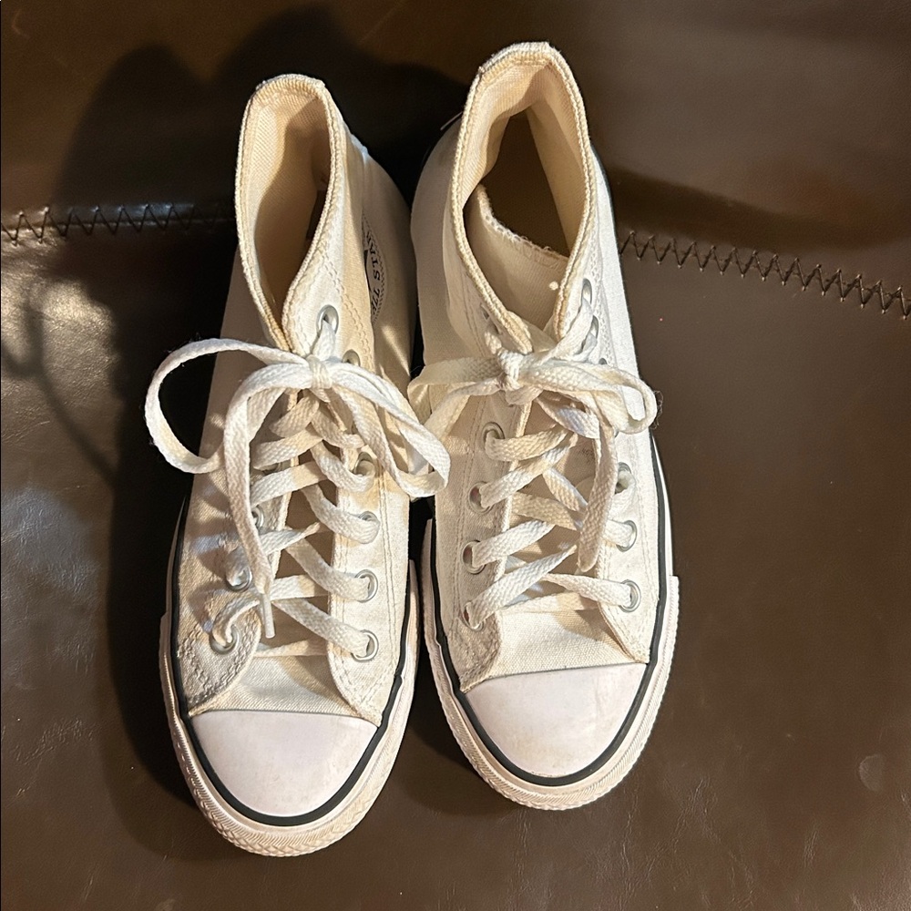 Converse Chuck Taylor White Canvas platform Sneakers - Picture 4 of 4